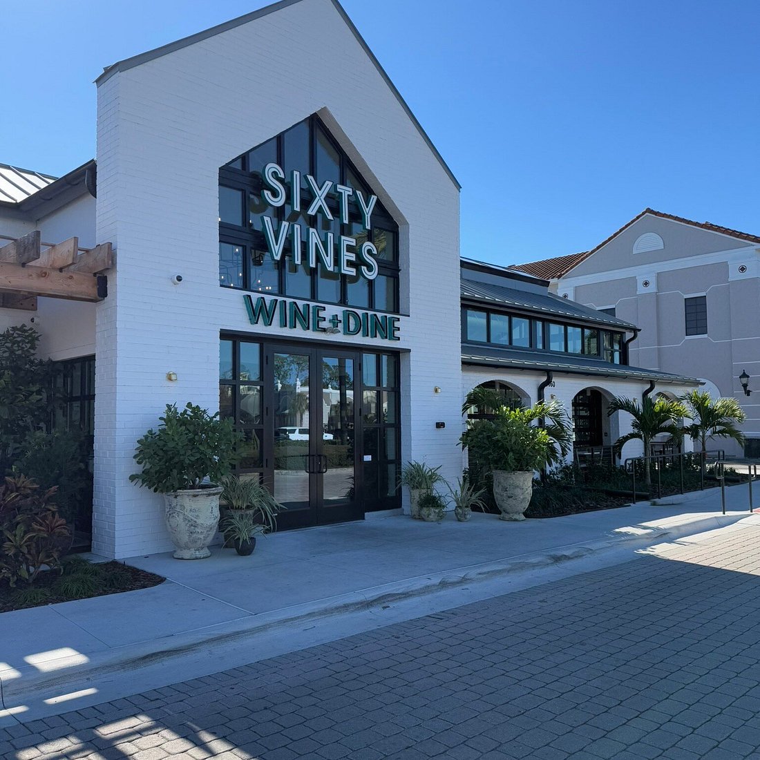 The Sixty Vines Wine + Dine entrance, where the Book Fetish Mommas gathered for August brunch